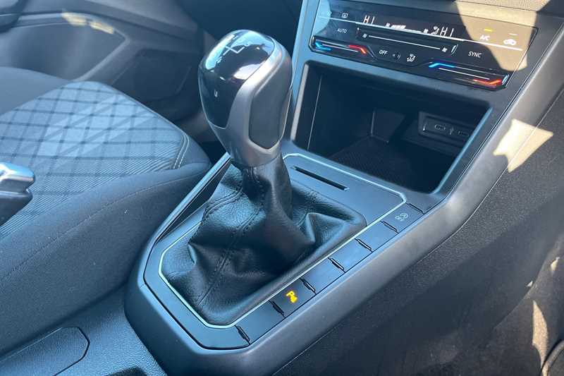 Used Volkswagen Polo 2022 for sale - 77391475: Photo 38