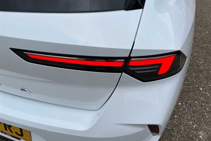 Used Vauxhall Astra 2022 for sale - 77699592: Photo 32