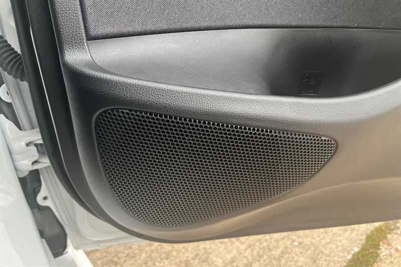 Used Toyota Yaris 2023 for sale - 76463496: Photo 27