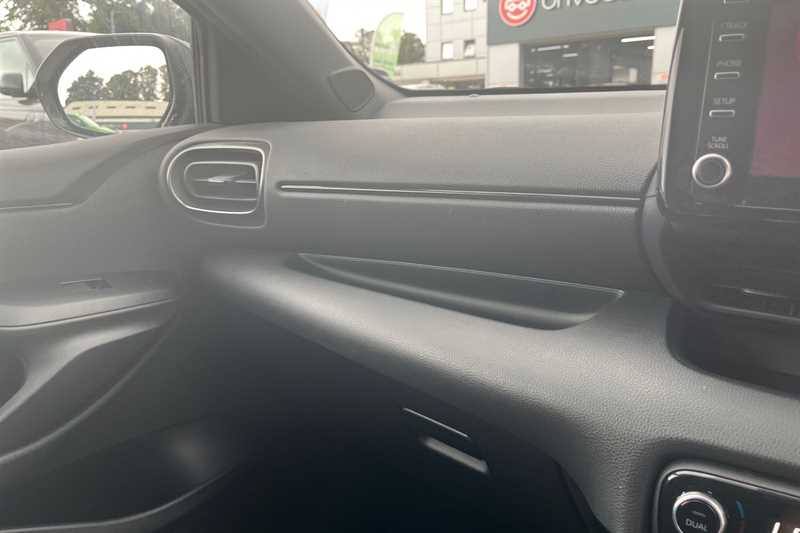 Used Toyota Yaris 2023 for sale - 76463496: Photo 39