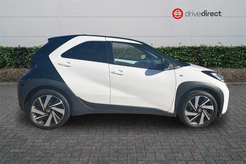 Used Toyota Aygo X 2024 for sale - 76176496: Photo 2