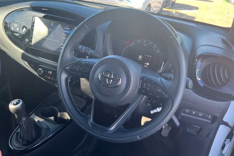 Used Toyota Aygo X 2024 for sale - 76176496: Photo 30