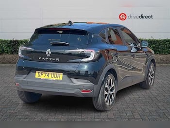 Used Renault Captur 2024 for sale - 79682402: Photo