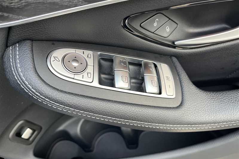 Used Mercedes-Benz GLC for sale - 76529727: Photo 38