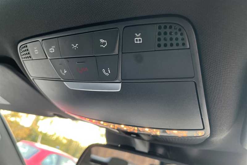 Used Mercedes-Benz GLC for sale - 76529727: Photo 40