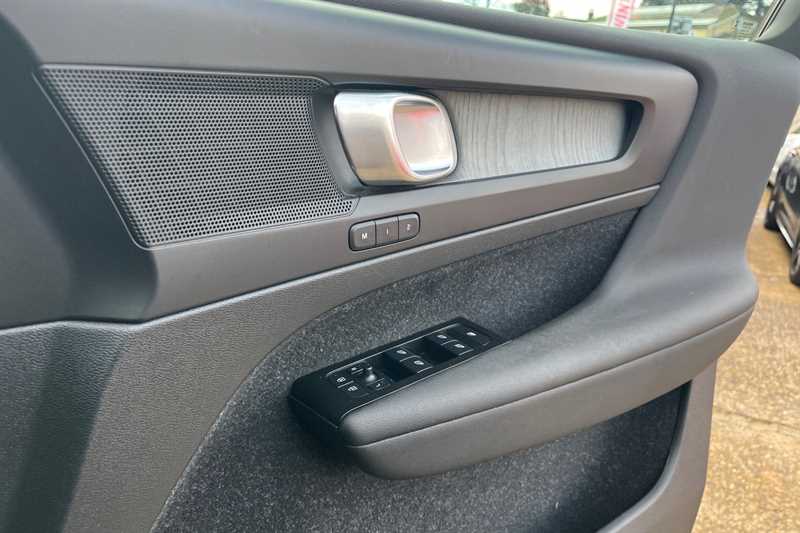 Used Volvo XC40 2021 for sale - 77295671: Photo 16