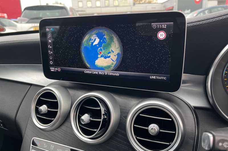 Used Mercedes-Benz C Class 2020 for sale - 76890883: Photo 17