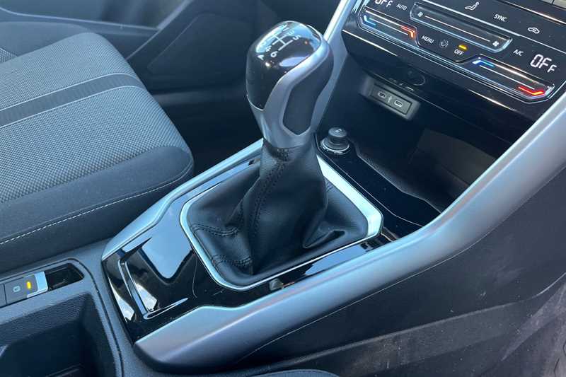 Used Volkswagen T-Roc 2024 for sale - 78208482: Photo 38