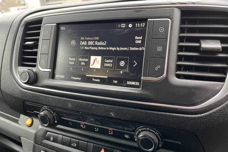 Used Vauxhall Vivaro for sale - 76857252: Photo 18