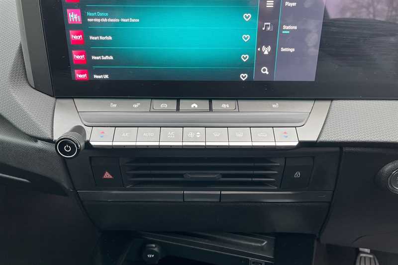 Used Vauxhall Astra 2024 for sale - 76956844: Photo 15