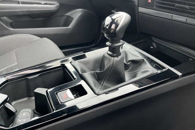 Used Vauxhall Astra 2024 for sale - 76956844: Photo 38