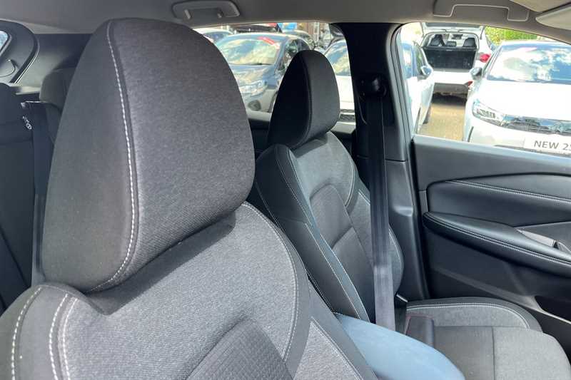 Used Nissan Qashqai for sale - 76733009: Photo 23