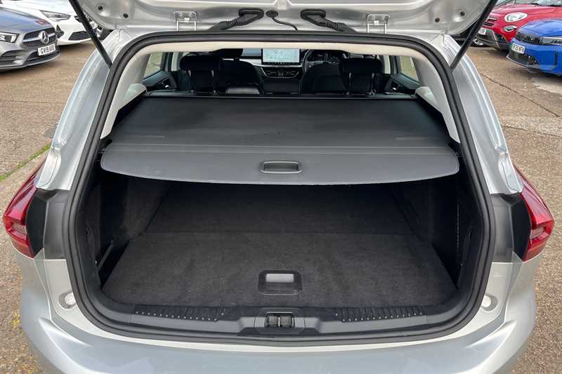 Used Ford Focus 2023 for sale - 76930434: Photo 25