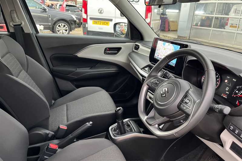 Used Suzuki Swift 2024 for sale - 76529852: Photo 13