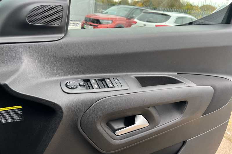 Used Vauxhall Combo Life 2022 for sale - 76489387: Photo 16