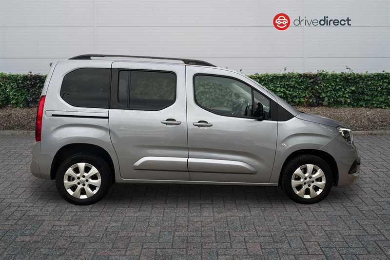 Used Vauxhall Combo Life 2022 for sale - 76489387: Photo 2