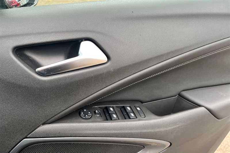 Used Vauxhall Crossland 2021 for sale - 77843609: Photo 16