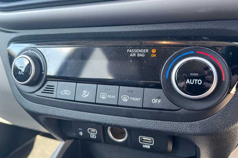 Used Hyundai i10 2024 for sale - 78188307: Photo 15