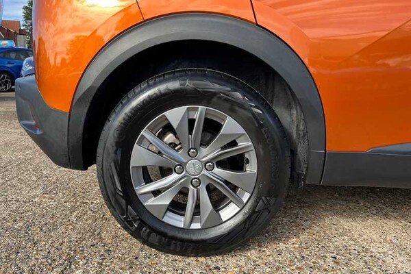 Used Peugeot 2008 2020 for sale - 75917123: Photo 12