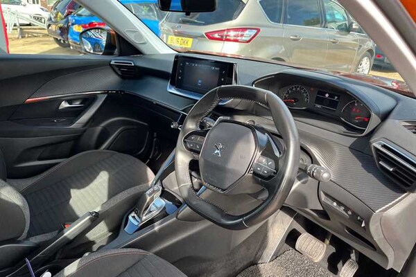 Used Peugeot 2008 2020 for sale - 75917123: Photo 13