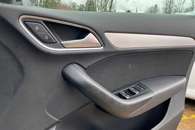 Used Audi Q3 2017 for sale - 77232439: Photo 16