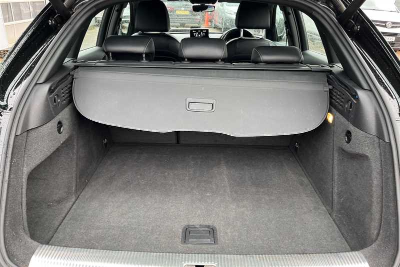 Used Audi Q3 2017 for sale - 77232439: Photo 25