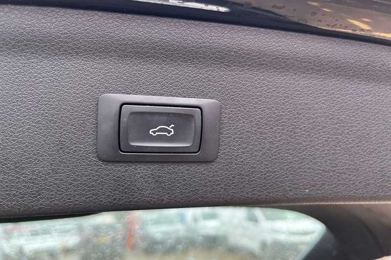 Used Audi Q3 2017 for sale - 77232439: Photo 40