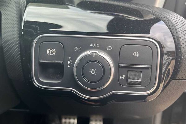 Used Mercedes-Benz CLA 2022 for sale - 76096667: Photo 37