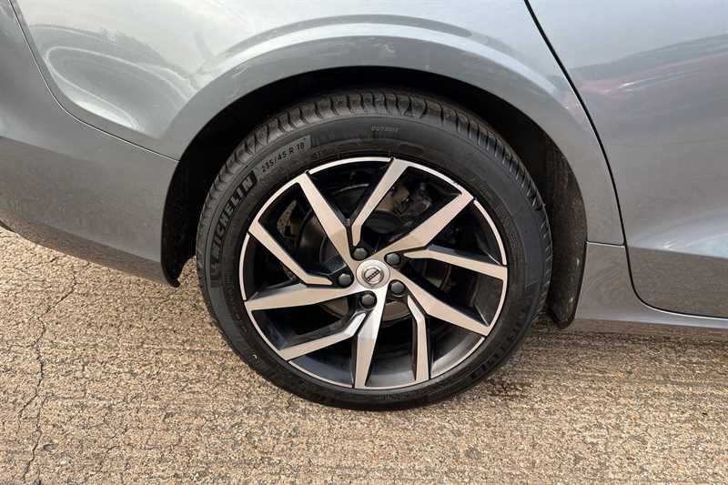Used Volvo V60 2020 for sale - 76124985: Photo 10