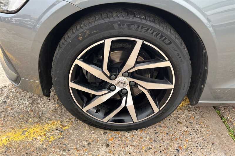 Used Volvo V60 2020 for sale - 76124985: Photo 12