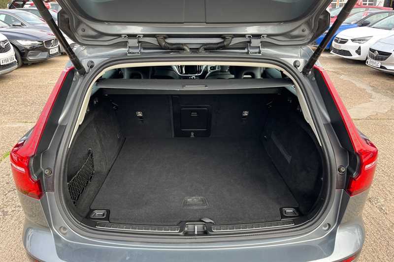 Used Volvo V60 2020 for sale - 76124985: Photo 25