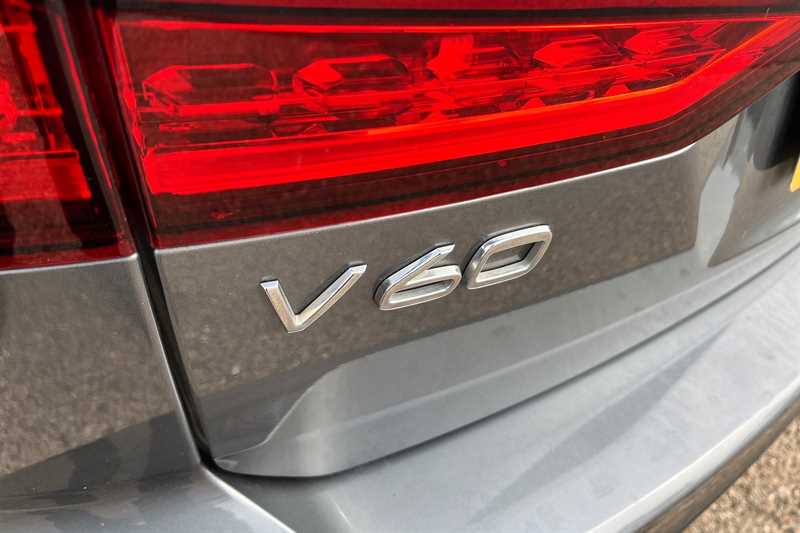 Used Volvo V60 2020 for sale - 76124985: Photo 30