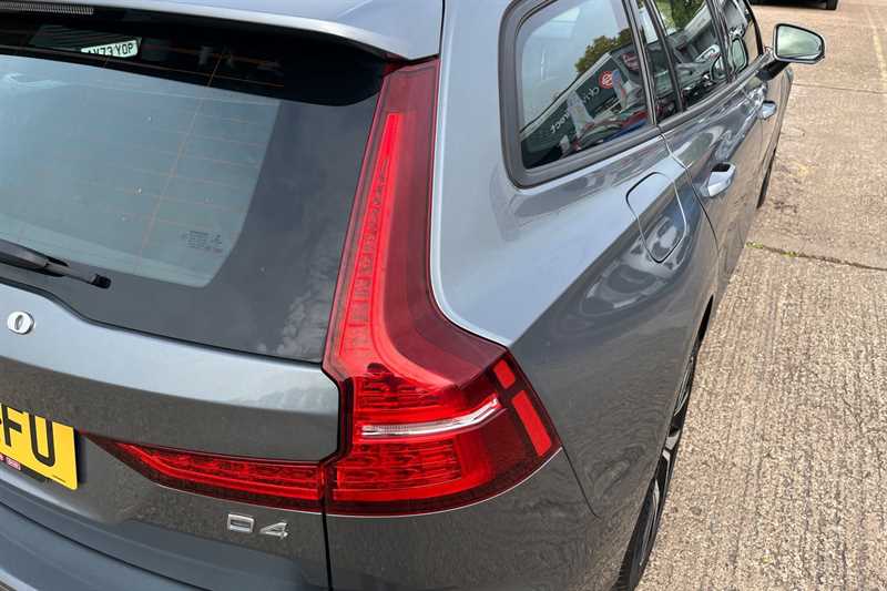 Used Volvo V60 2020 for sale - 76124985: Photo 32