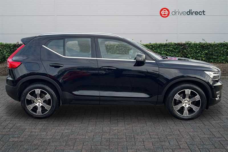 Used Volvo XC40 2021 for sale - 77375609: Photo 2