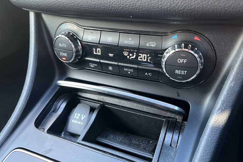 Used Mercedes-Benz GLA 2017 for sale - 77741617: Photo 38