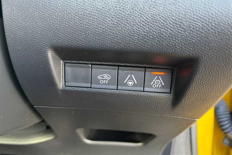 Used Peugeot 208 2022 for sale - 77711937: Photo 38