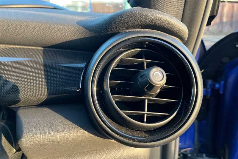 Used MINI Hatch 2018 for sale - 77699506: Photo 37