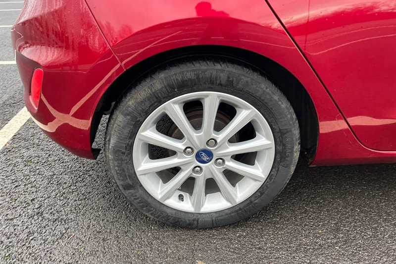 Used Ford Fiesta 2017 for sale - 76955823: Photo 11