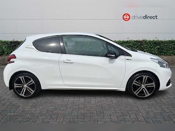 Used Peugeot 208 2016 for sale - 79079228: Photo