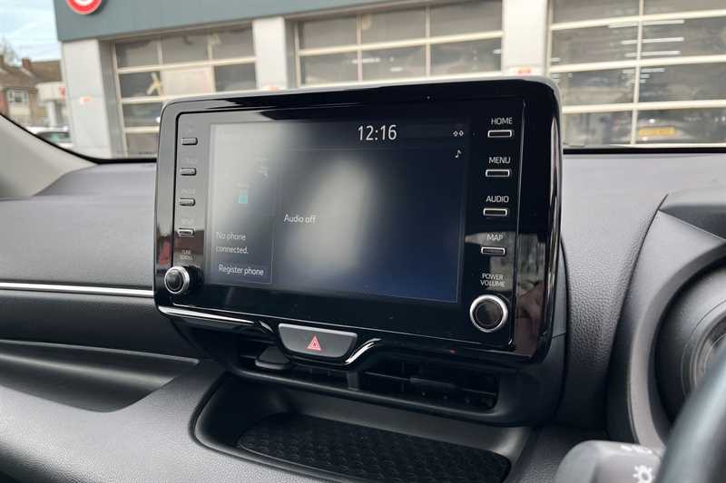 Used Toyota Yaris 2021 for sale - 77915139: Photo 17