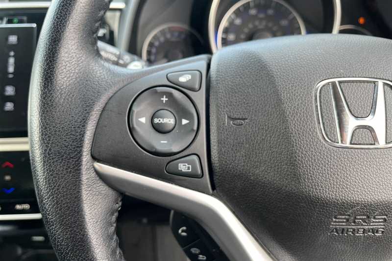 Used Honda Jazz 2019 for sale - 76945203: Photo 21