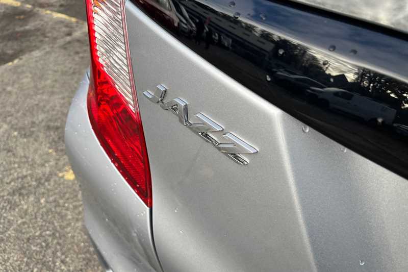 Used Honda Jazz 2019 for sale - 76945203: Photo 30