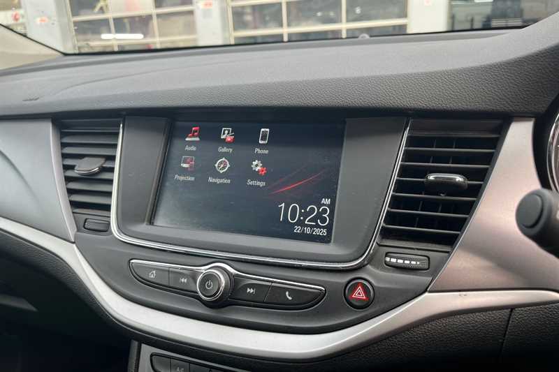 Used Vauxhall Astra 2018 for sale - 76351799: Photo 17