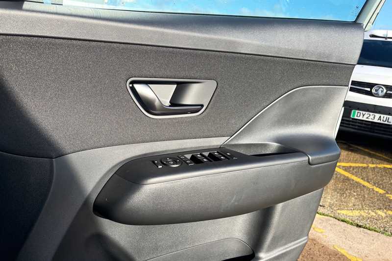 Used Hyundai KONA 2025 for sale - 76598041: Photo 16