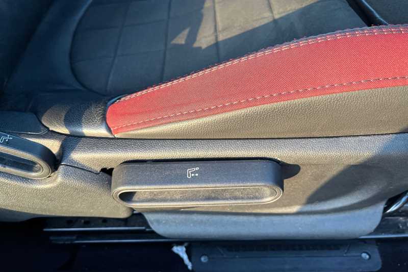 Used MINI Hatch 2018 for sale - 77486837: Photo 26