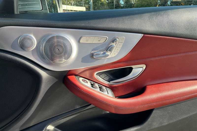 Used Mercedes-Benz C Class 2018 for sale - 76524851: Photo 16