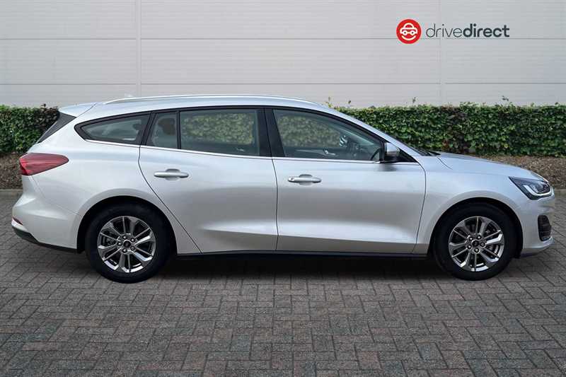 Used Ford Focus 2023 for sale - 76955643: Photo 2