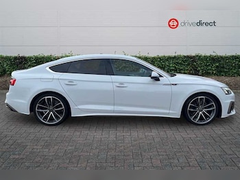 Used Audi A5 2022 for sale - 76917105: Photo