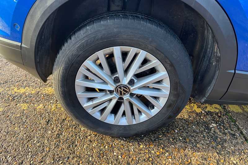 Used Volkswagen T-Roc for sale - 77232511: Photo 9