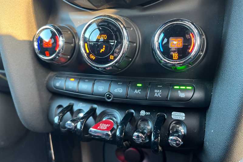 Used MINI Hatch 2018 for sale - 77309217: Photo 15